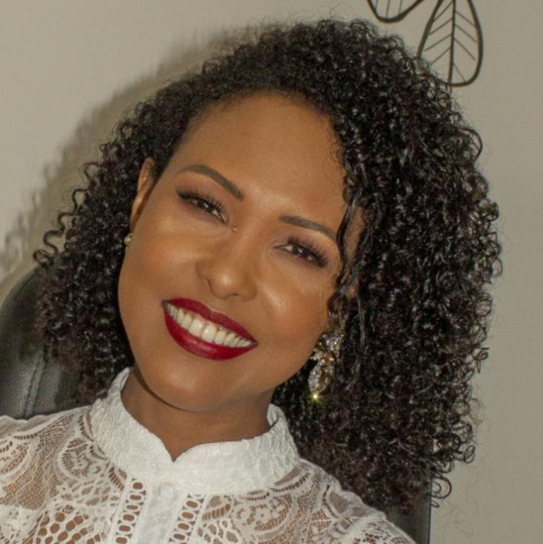 ELENIZIA DA MATA DE JESUS